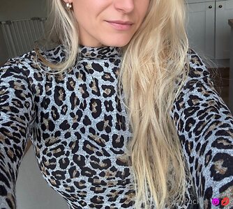 pregnantpolly30 Nude Leaked Photo #10