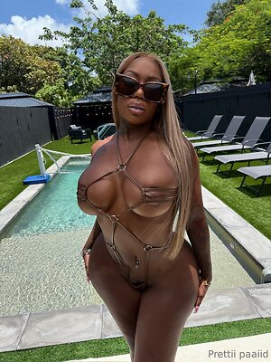 prettiipaaiid Nude Leaked Photo #10