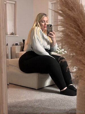 prettylittlethick Nude Leaked Photo #18