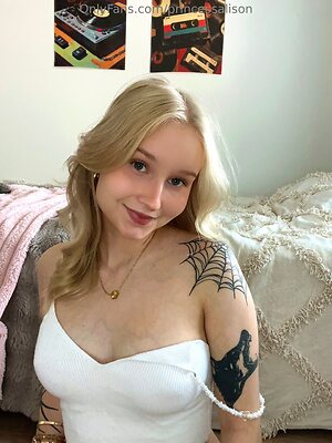princessalison Nude Leaked Photo #36