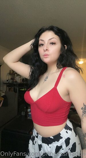 princessmaddiie Nude Leaked Photo #8