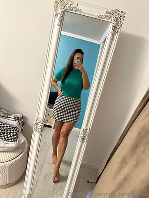 realmommyella Nude Leaked Photo #15