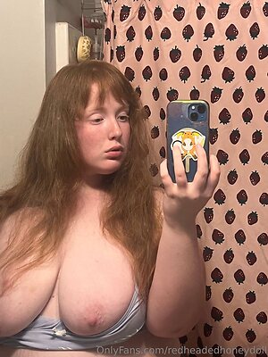 redheadedhoneydoll Nude Leaked Photo #10