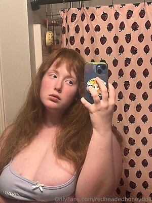 redheadedhoneydoll Nude Leaked Photo #12
