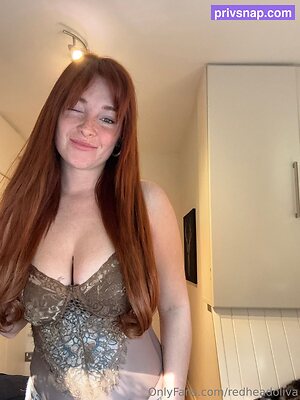 redheadoliva Nude Leaked Photo #21