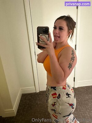 richhdesfree Nude Leaked Photo #37