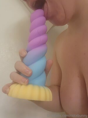 riotxbunny Nude Leaked Photo #6