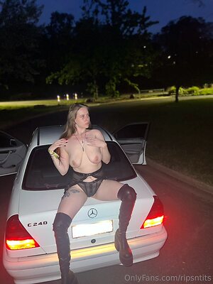 ripsntits Nude Leaked Photo #5