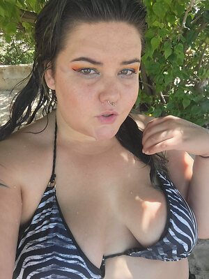 robinlefay Nude Leaked Photo #11