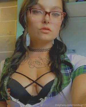 roniibug17 Nude Leaked Photo #20