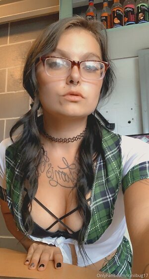 roniibug17 Nude Leaked Photo #23