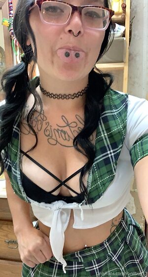 roniibug17 Nude Leaked Photo #28