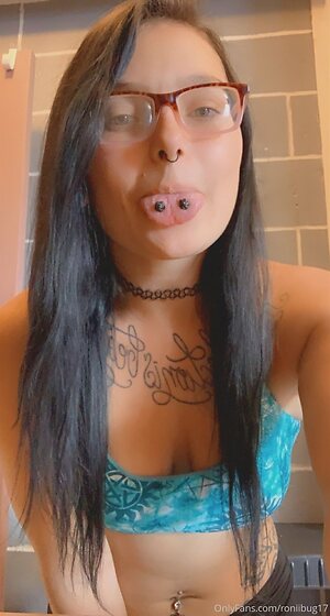 roniibug17 Nude Leaked Photo #34