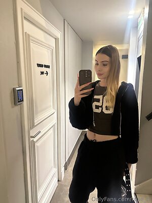 rose ts Nude Leaked Photo #9