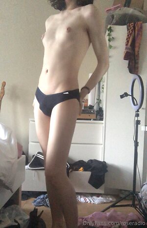 roseradio Nude Leaked Photo #9