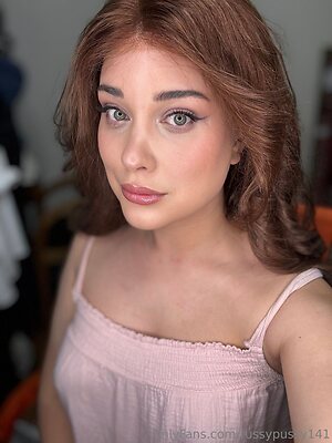 russypussy141 Nude Leaked Photo #2