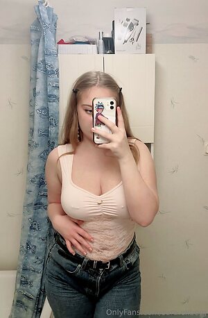sara ekberg Nude Leaked Photo #2