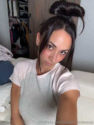 sarahillustratesvip Nude Leaked Photo #3