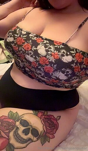 sashasanguinar Nude Leaked Photo #6