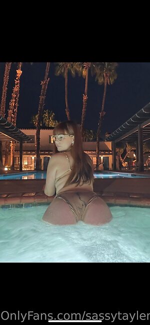 sassytayler Nude Leaked Photo #7