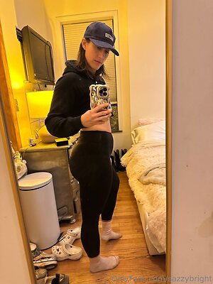 sazzybright Nude Leaked Photo #4