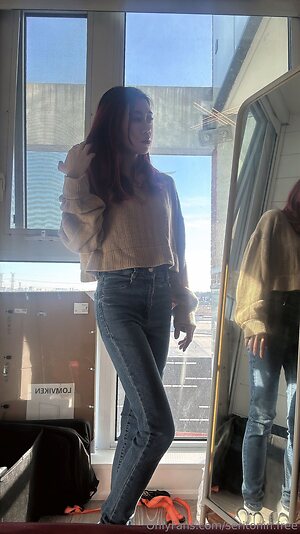 seritonin free Nude Leaked Photo #10