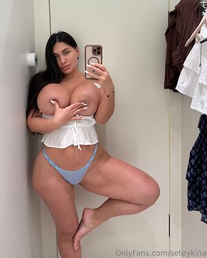 seteykina Nude Leaked Photo #19