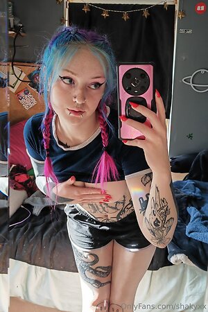 shakyxx Nude Leaked Photo #2
