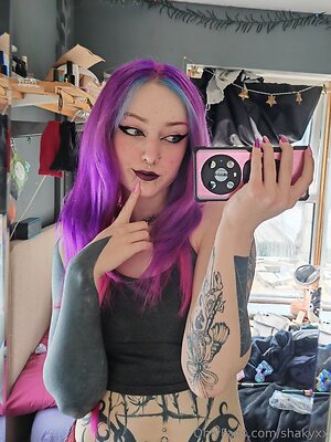 shakyxx Nude Leaked Photo #13