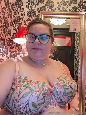 shazziepie Nude Leaked Photo #19
