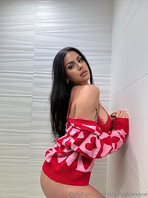 shotsofsimone Nude Leaked Photo #8
