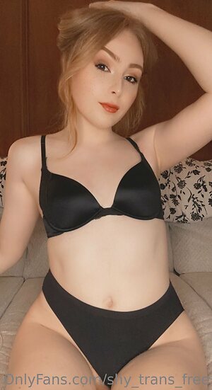 shy trans free Nude Leaked Photo #17