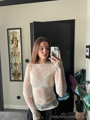 sia light Nude Leaked Photo #10