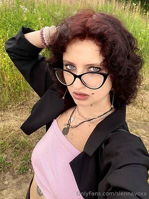 siennavoxx Nude Leaked Photo #12