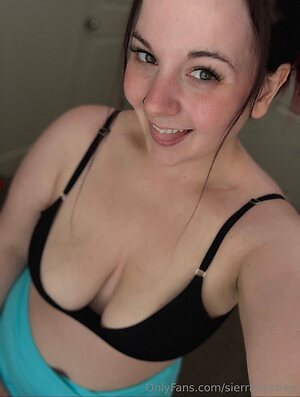 sierranyxfree Nude Leaked Photo #17