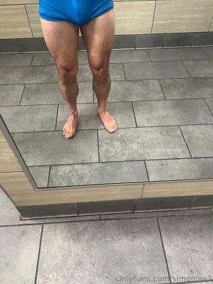 simonlee3 Nude Leaked Photo #8