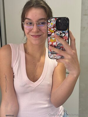 smallelsie Nude Leaked Photo #15