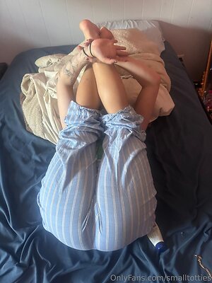 smalltotties Nude Leaked Photo #7