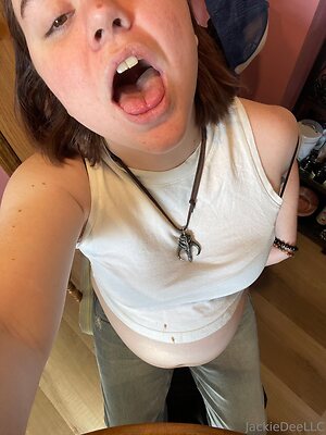 snackupjackie Nude Leaked Photo #16