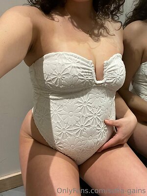 sofia-gains Nude Leaked Photo #13