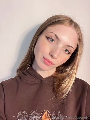 sofiabe06 Nude Leaked Photo #9