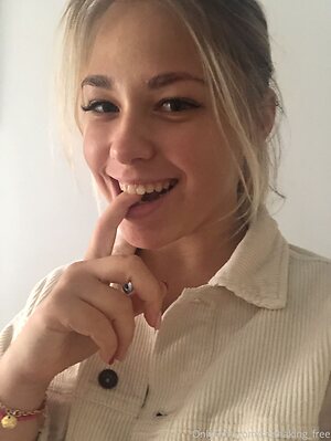 sophakingsweet Nude Leaked Photo #3
