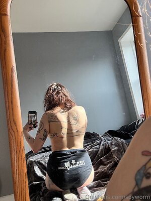 soyworm Nude Leaked Photo #22
