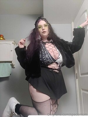 spacemom Nude Leaked Photo #17