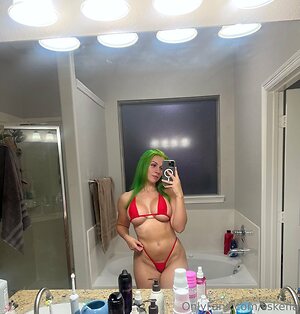 sskefla Nude Leaked Photo #11