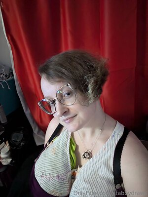 stabbydraws Nude Leaked Photo #2