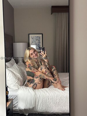 stupiderandhotter Nude Leaked Photo #6