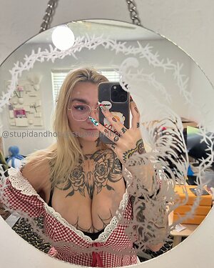 stupiderandhotter Nude Leaked Photo #16