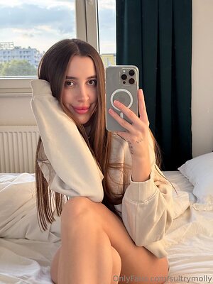 sultrymolly Nude Leaked Photo #6