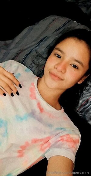 supervanne Nude Leaked Photo #8